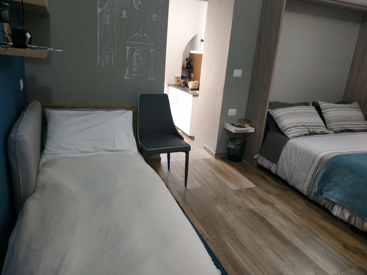 Suite 30 mq Palo del Colle Esterno foto